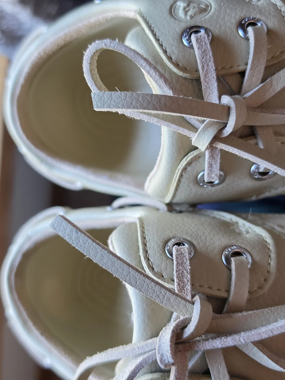 Crocs Classic Boat Shoe - Cream